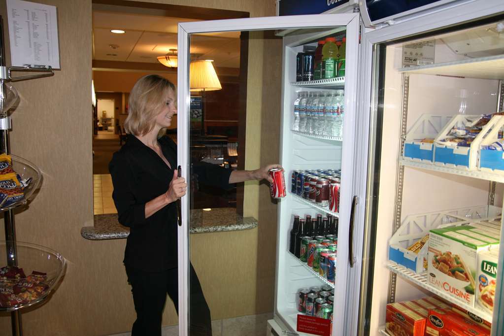 Hampton Inn And Suites Bakersfield North-Airport Restoran gambar