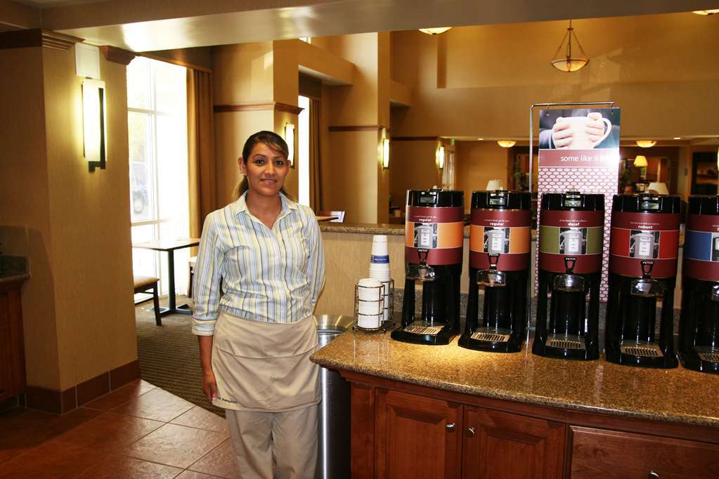Hampton Inn And Suites Bakersfield North-Airport Restoran gambar